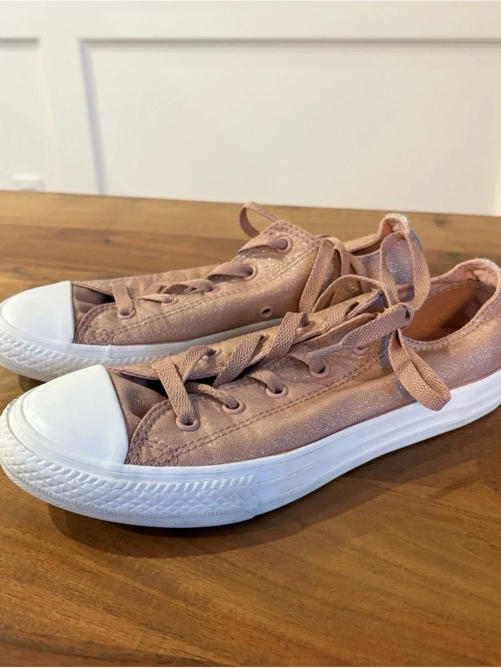 Converse classic low